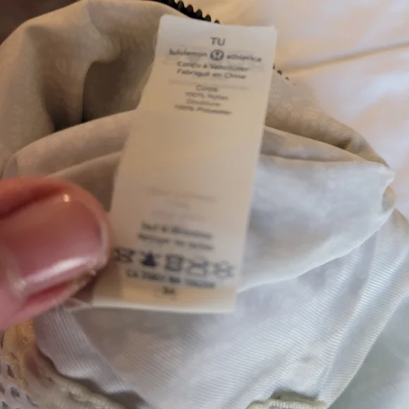 lululemon athletica Black Crossbody Bag - Picture 15 of 16